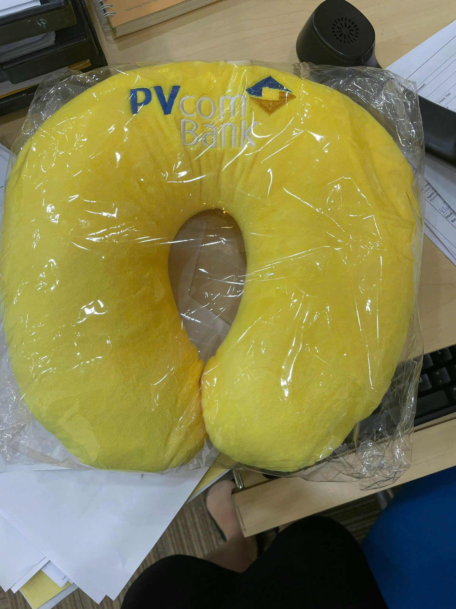 Mua gối cổ chữ u giá sỉ ở đâu